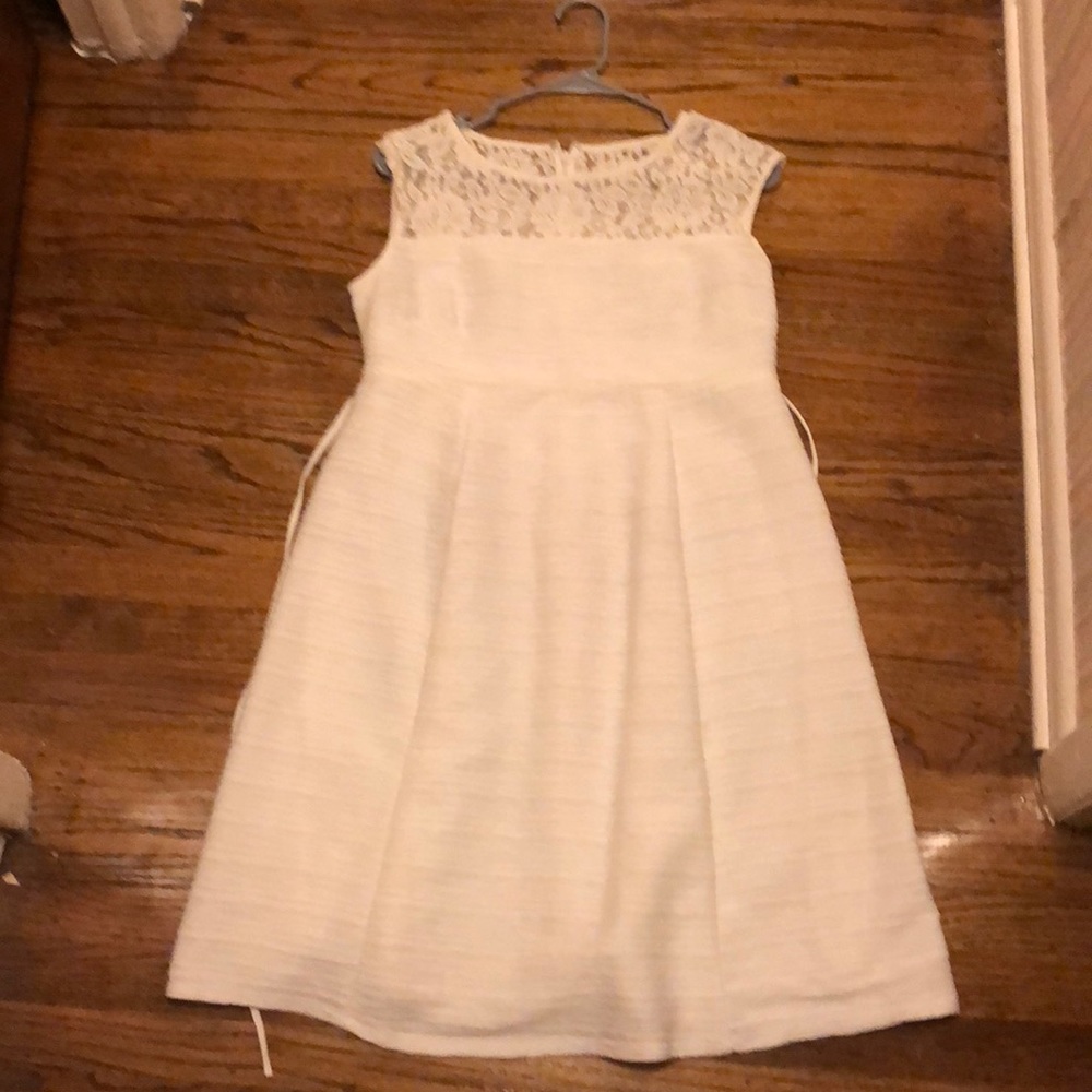 White Motherhood Maternity Dress Worn once Sz M